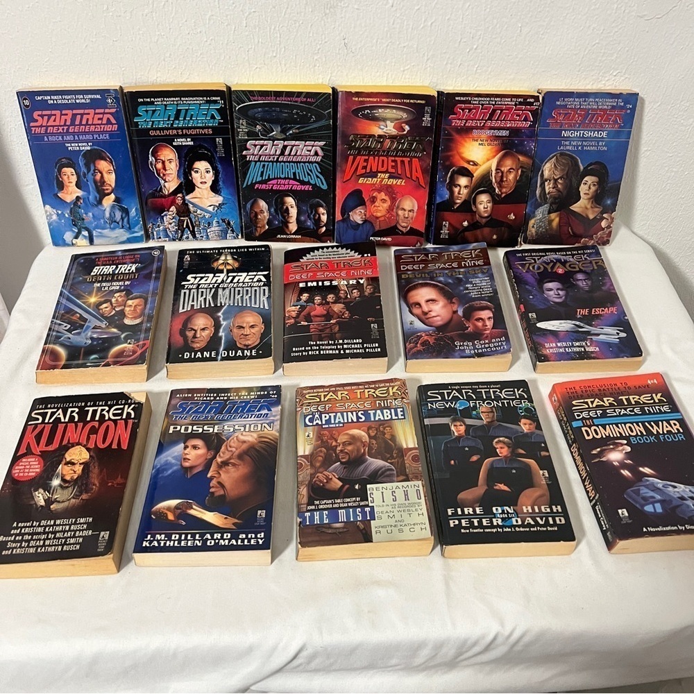 Star Trek Bundle (16) Vintage Books Metamorphosis, Dark Mirror, Kungon, Etc.,
